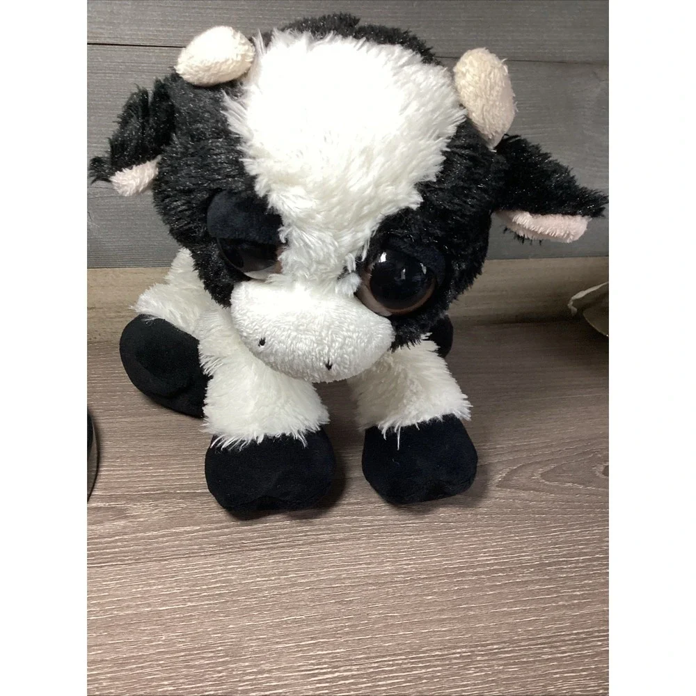 Aurora Dreamy Eyes Maybelle Cow Plush 7